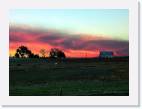 sunset_barn * 800 x 587 * (39KB)